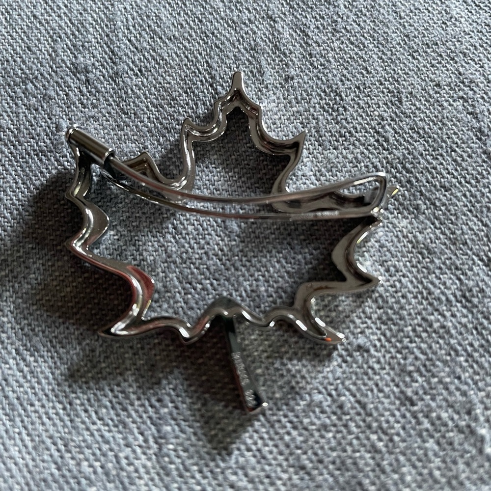 Silver Maple Leaf Brooch